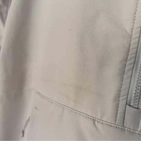 THE NORTH FACE // Reversible Quarter-Zip - Picture 3 of 6